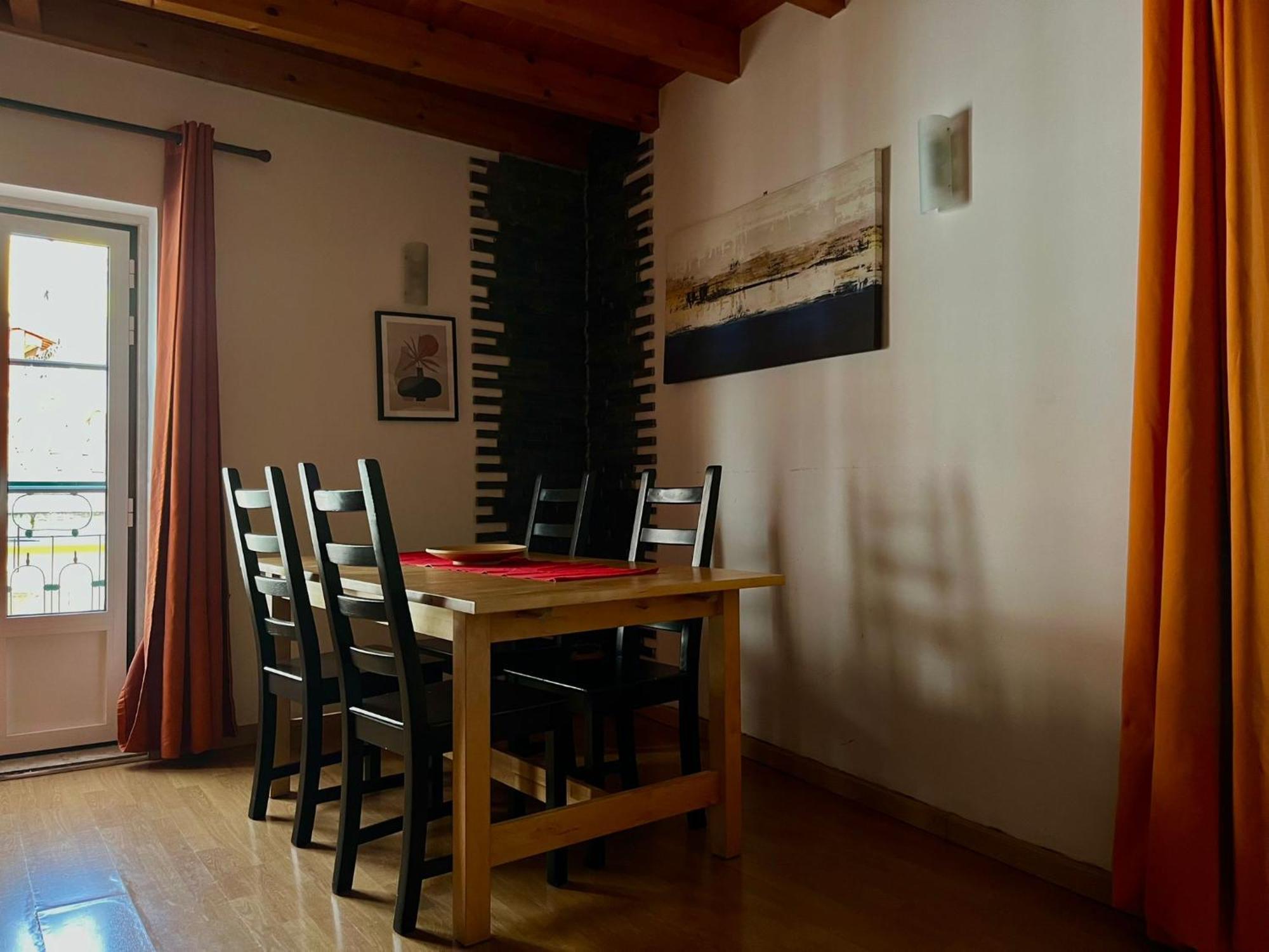 2 Bedroom, 2 Bathroom Apartment - Travessa Da Madalena ลิสบอน ภายนอก รูปภาพ